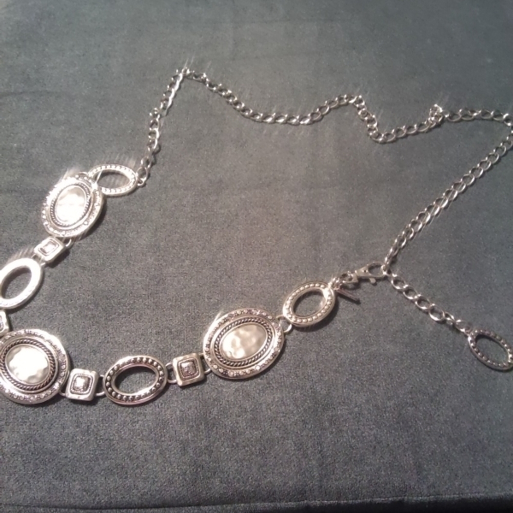 Chico's Silver Medallion Chain Belt Adjustable Hammered Metal Statement Belt